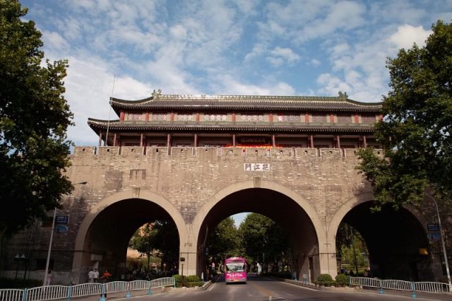 Stiati ca Marele Zid Chinezesc are o copie? Se afla in orasul Nanjing si este cel mai lung zid de cetate
